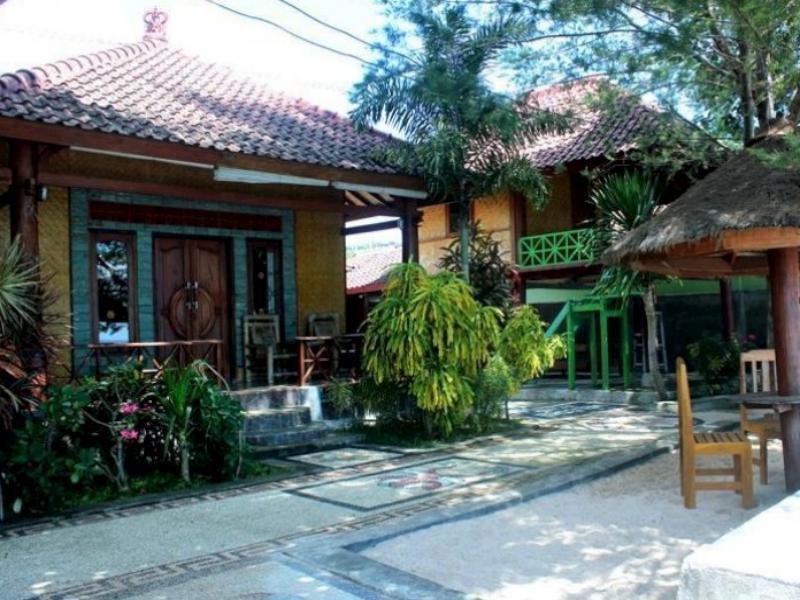 Krisna Bungalows And Restaurant Sekotong Exterior photo
