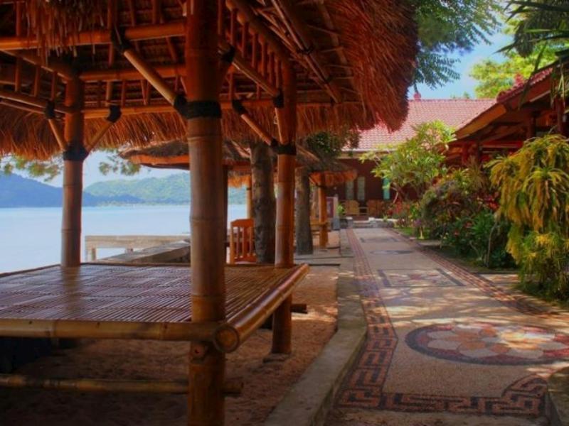 Krisna Bungalows And Restaurant Sekotong Exterior photo
